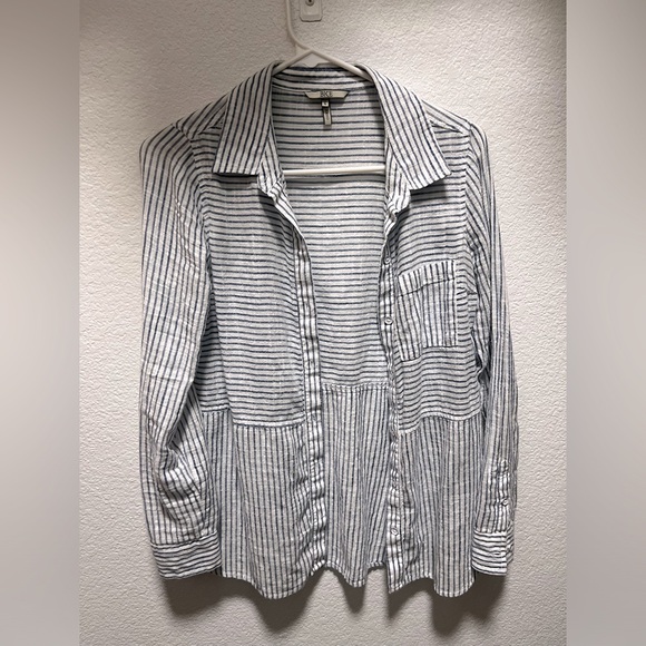 BKE button up blouse - Picture 1 of 2